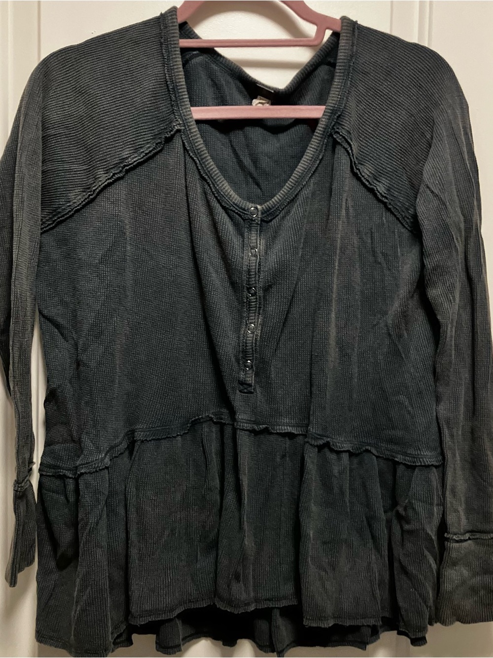 Free People We The Free Thermal Waffle Knit Henley Shirt Gray Women's Size XS - Picture 3 of 15